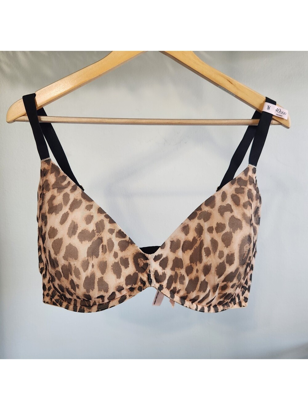 Victoria Secret Plunge Bra 40 DDD Unlined Leopard Print New